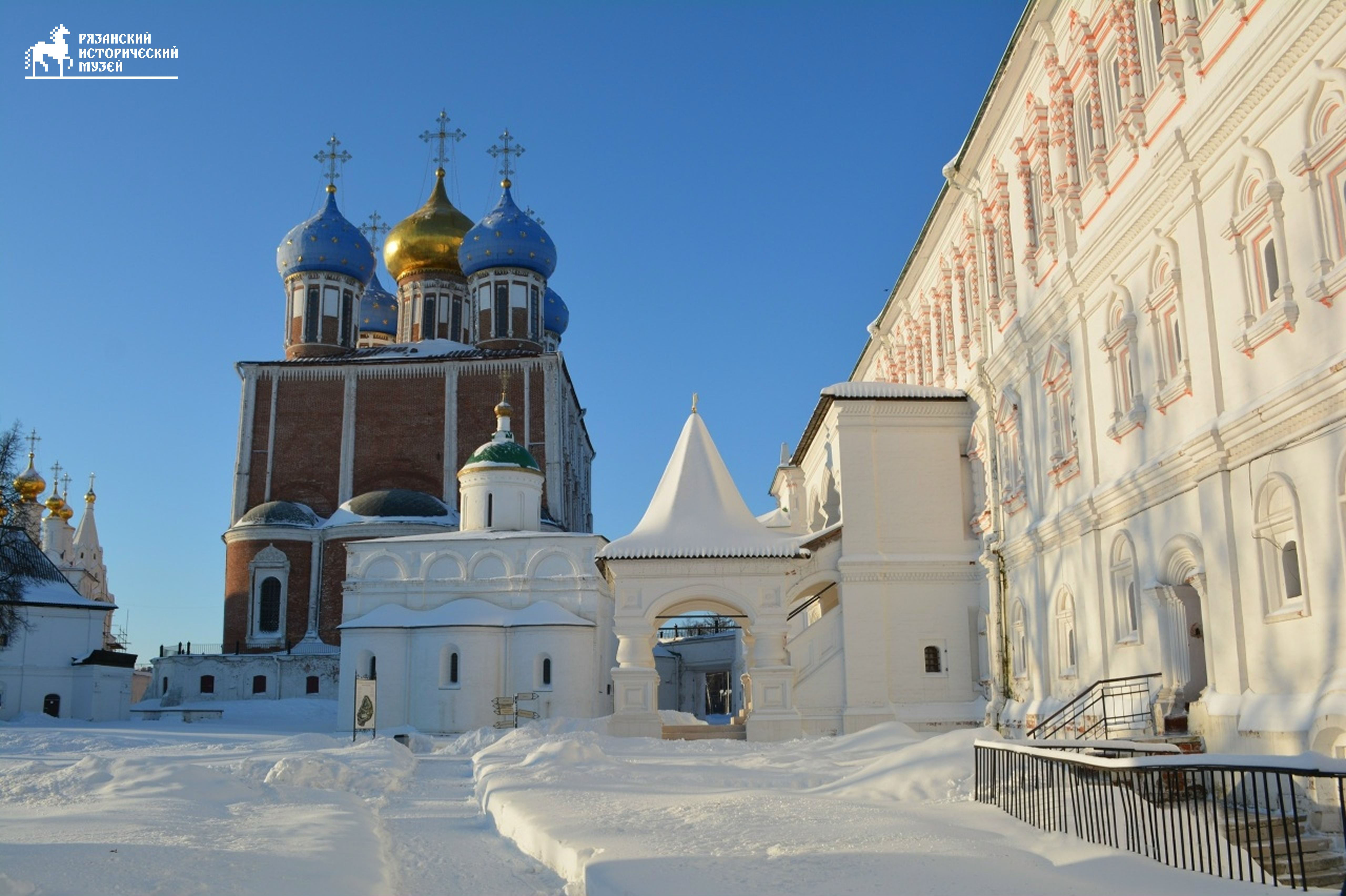 УВАЖАЕМЫЕ ПОСЕТИТЕЛИ!